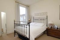 Two bedroom flat for rent Fulham Palace Road